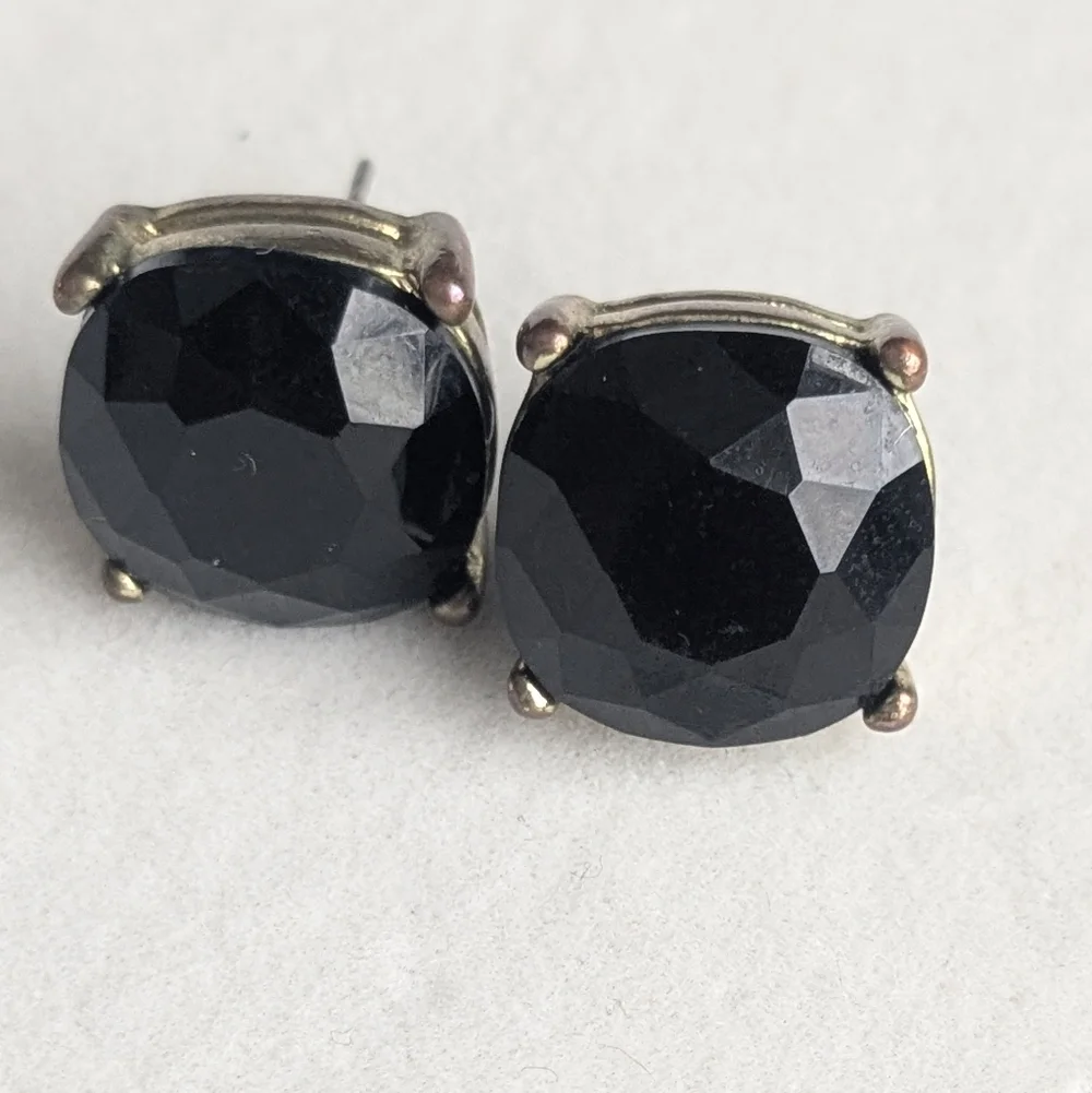 Classic Black and Gold Curated Vintage Jewelry Set - Picture 9 of 10